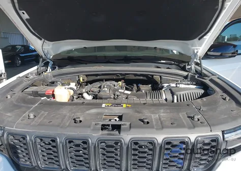 2022 Jeep Grand Cherokee Altitude 4X2 from USA, damaged, VIN 1C4RJGAG5N8574496